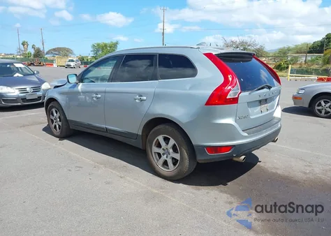 2012 Volvo Xc60 3.2/3.2 Platinum/3.2 Premier/3.2 Premier Plus z USA, uszkodzony, nr VIN YV4952DL7C2311729